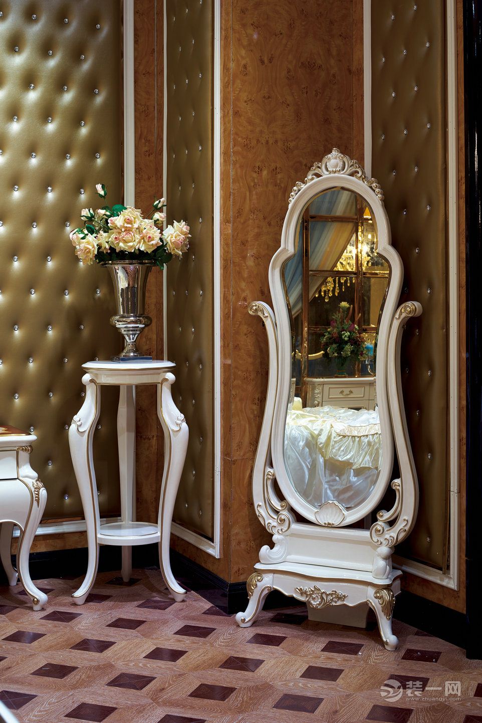 第壹夫人:迪奥白色系列新古典家具 打造白色公主梦